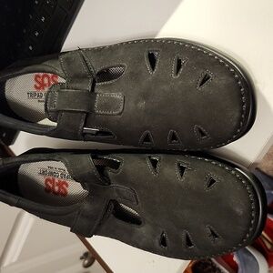 SAS Roamer black suede leather loafers